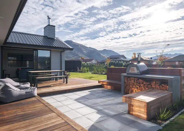 Holiday home Sapphire Spring Rise